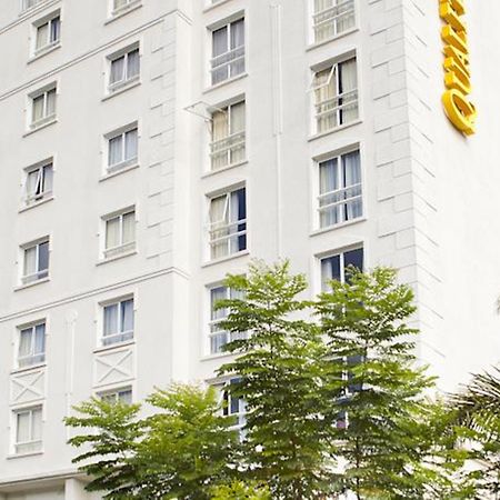 Quality Hotel Curitiba Esterno foto