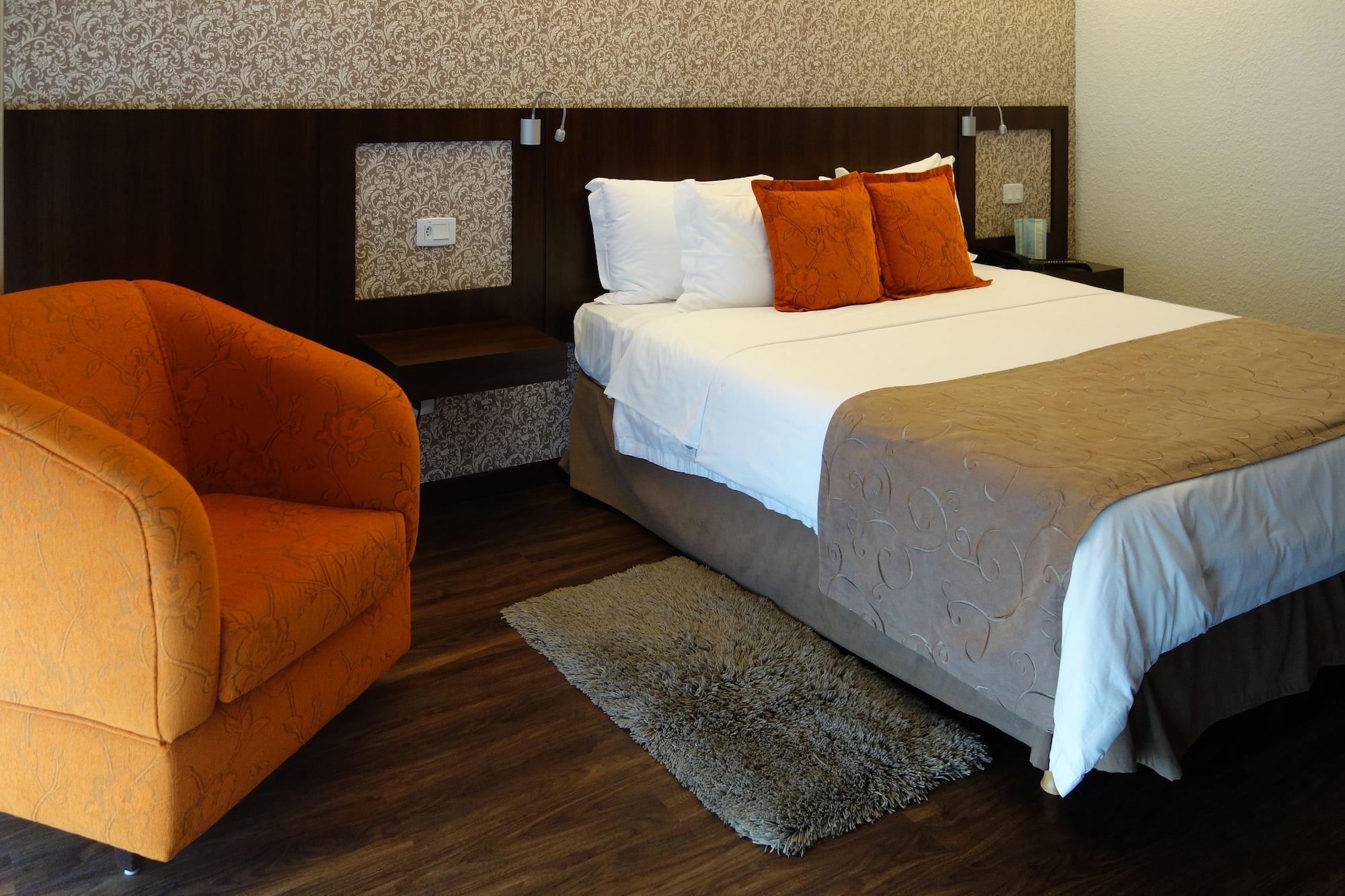 Quality Hotel Curitiba Esterno foto
