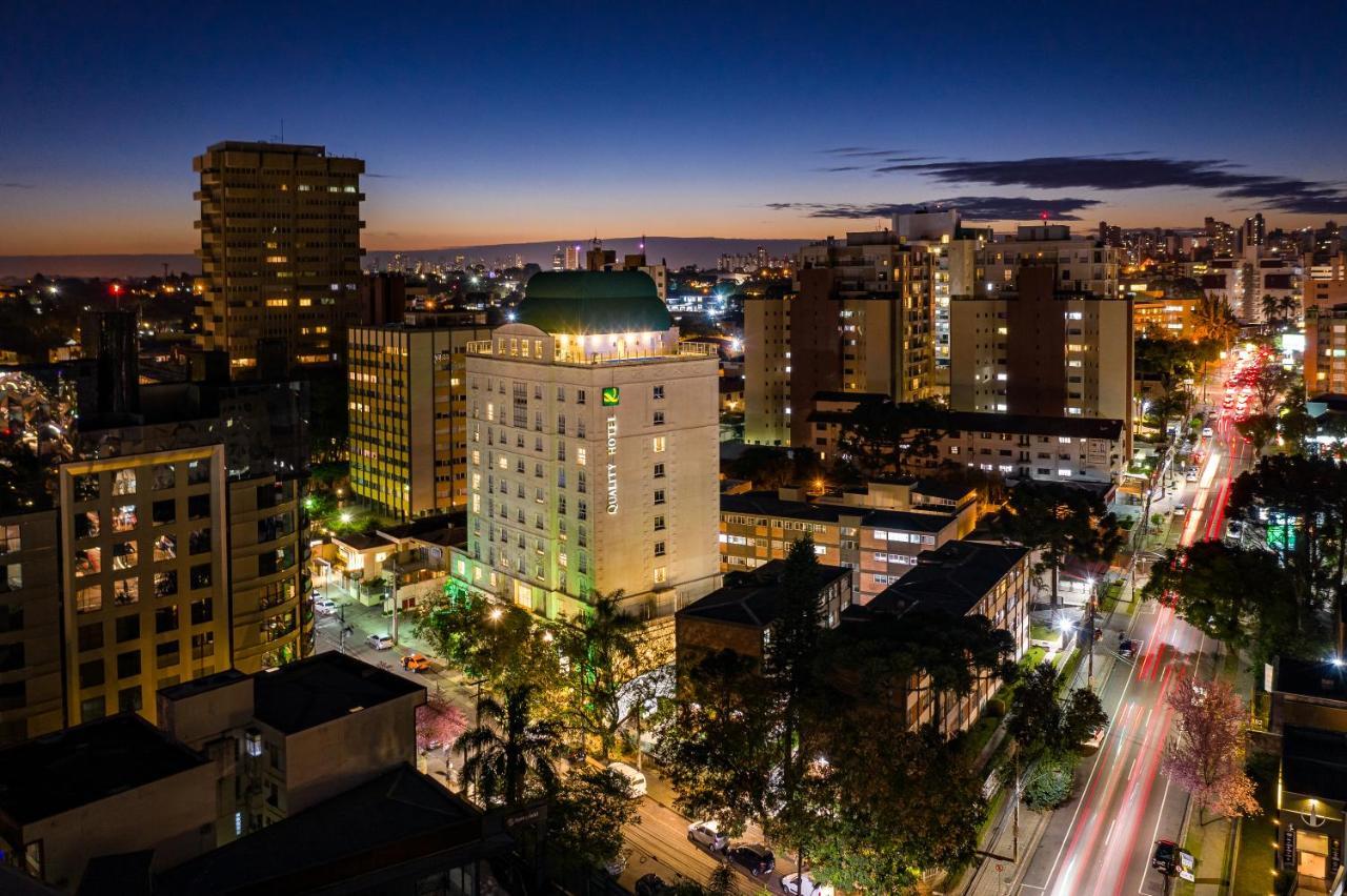Quality Hotel Curitiba Esterno foto